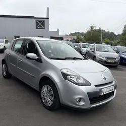 Renault Clio 3 1.2 16V 75CH TOM TOM LIVE 5P Nantes