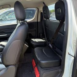 Mitsubishi L200 2.2 DI-D 150ch Club Cab Instyle Navy MY 2022 Auch