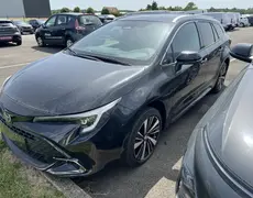 Toyota Corolla Touring Sports Saint-Saturnin
