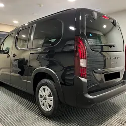 Peugeot Rifter TAILLE XL - 1.5 BLUEHDI 130 S&S ALLURE N1 - 5 PL - SANS MALUS Montaigu-Vend&eacute;e