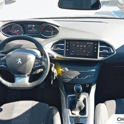 Peugeot 308 II Phase 2 308 PureTech 130ch S&S BVM6 Allure Manosque