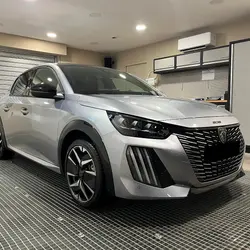 Peugeot 208 1.2 HYBRID 145 GT E-DCS6 - TOIT PANO Montaigu-Vend&eacute;e