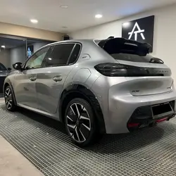 Peugeot 208 1.2 HYBRID 145 GT E-DCS6 - TOIT PANO Montaigu-Vend&eacute;e