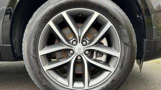 Land Rover Discovery  - Dynamic - photo 4