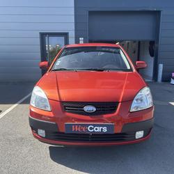 Kia Rio 1.5 CRDI 110 UEFA EURO-2008/MOTEUR A CHAINE/ CARTE GRISE OFFERTE Quimper