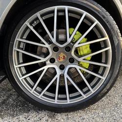 Porsche Cayenne Coup&eacute;  3.0i V6 462 CV  Tiptronic S Jantes RS Spyder 22 BOSE Gaillac