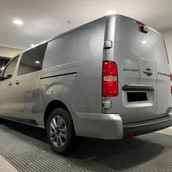 Peugeot Expert XL 2.2 DIESEL 180 CABINE APPROFONDIE FIXE EAT8 - 5PL - 3 CAM&Eacute;RAS Montaigu-Vend&eacute;e