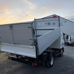 Autres Isuzu 3.0 150ch F BENNE ET COFFRE PAYSAGE Saint-Georges-de-Reneins