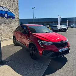 Renault Arkana 1.6 E-TECH HYBRIDE 145CH ENGINEERED -22 Saint-Saturnin