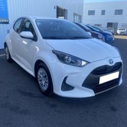 Toyota Yaris 116h Dynamic 5p MY22 occasion - Les Sables-d'Olonne - photo 2/15