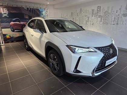 Lexus UX - 250h 2WD Luxe Plus MY21 - 25 990 €