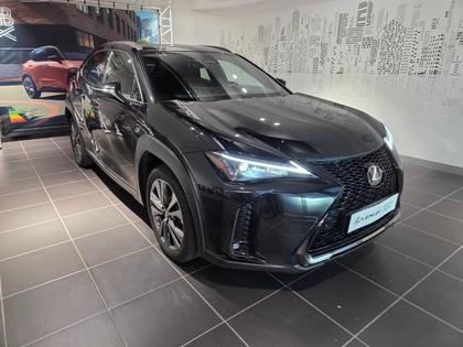 Lexus UX - 300h F SPORT Design 2WD MC25 - 31 890 €