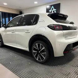 Peugeot 208 1.2 PURETECH 100CH S&S GT LINE EAT8 Montaigu-Vend&eacute;e