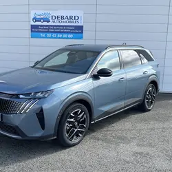 Peugeot 5008 HYBRID 145CH ALLURE E-DCS6 Saint-Saturnin