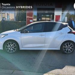 Toyota Yaris 116h Collection 5p Charmeil