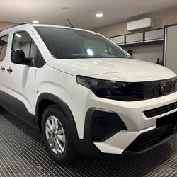 Peugeot Rifter TAILLE XL - 1.5 BLUEHDI 130 EAT8 ALLURE N1 - 5 PL - SANS MALUS Montaigu-Vend&eacute;e