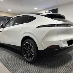 Xpeng G6 485CH 80,8KWH AWD PERFORMANCE - CUIR Montaigu-Vend&eacute;e