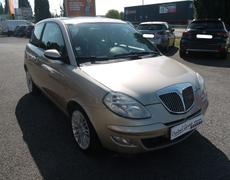Lancia Ypsilon Mayenne