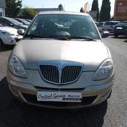 Lancia Ypsilon 1.4 16V ORO Mayenne