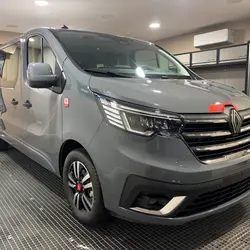 Renault Trafic L2H1 3T 2.0 BLUE DCI 170 CABINE APPROFONDIE RED EXCLUSIVE - 5 PL-GARANTIE 3 ANS Montaigu-Vend&eacute;e