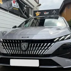 Peugeot 308 III Phase 1 1.5 BLUEHDI 130 S&S GT EXCLUSIVE EAT8 - TOIT PANO+FOCAL Montaigu-Vend&eacute;e