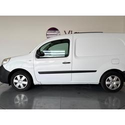 Renault Kangoo L1 1.5 - 90  / GIRAFON / DISTRIBUTION + POMPE A EAU OK / ATTELAGE Saujon
