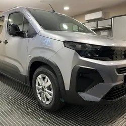 Peugeot Rifter TAILLE XL - 1.5 BLUEHDI 130 EAT8 ALLURE N1 - 5 PL - SANS MALUS Montaigu-Vend&eacute;e