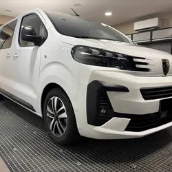 Peugeot Expert M 2.2 DIESEL 180 S&S CABINE APPROFONDIE TECH EDITION EAT8 Montaigu-Vend&eacute;e