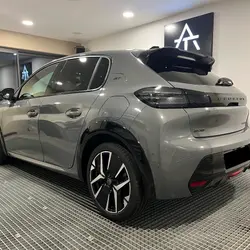 Peugeot 208 1.2 HYBRID 145 GT E-DCS6 - ALCANTARA+TOIT PANO Montaigu-Vend&eacute;e