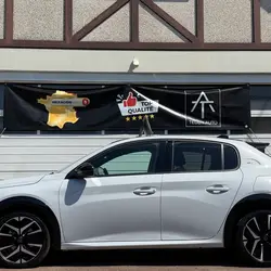 Peugeot 208 1.2 HYBRID 145 GT EXCLUSIVE E-DCS6 - ALCANTARA+TOIT PANO Montaigu-Vend&eacute;e