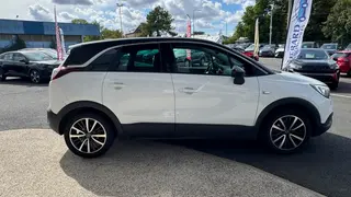 Opel Crossland X  - photo 2