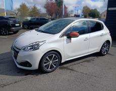 Peugeot 208 Candé