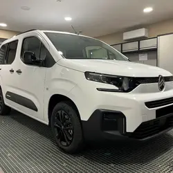Citroen Berlingo TAILLE M - 1.5 BLUEHDI 130 S&S MAX EAT8 - 5 PL - SANS MALUS occasion - Montaigu-Vend&eacute;e - photo 2/30