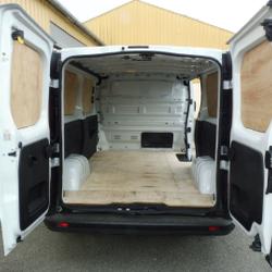 Renault Trafic L2H1 1300 2.0 DCI 120CH CONFORT S&S E6 Jou&eacute;-en-Charnie