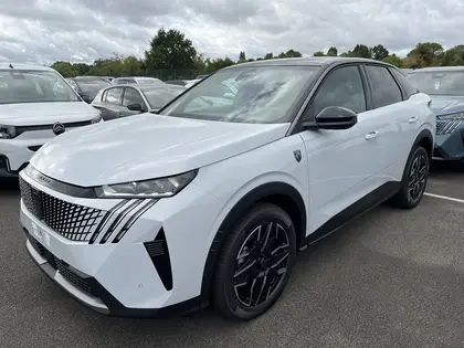 Peugeot 3008 - 1.2 HYBRID 145CH GT E-DCS6 - 31 990 €