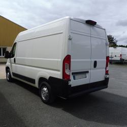 Peugeot Boxer 330 L2H2 2.2 BLUEHDI S&S 120CH PRO Jou&eacute;-en-Charnie