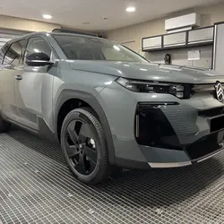 Citroen C5 Aircross 1.2 HYBRIDE 145 MAX BOITE AUTOMATIQUE - CUIR NOIR+TOIT PANO occasion - Montaigu-Vend&eacute;e - photo 2/30