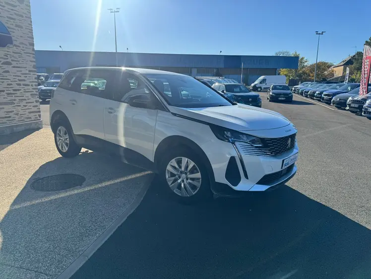 Peugeot 5008  - 23 990 €