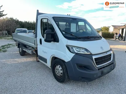 Peugeot Boxer - BLUEHDI 130 S&S PRO SR 435 L4 2 portes  (févr. 2018) (co2 169) - 14 990 €