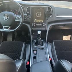 Renault Megane 4 IV 1.3 TCE 140 GT LINE Genay