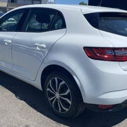 Renault Megane 4 IV (BFB) 1.5 Blue dCi 95ch Business Quimperl&eacute;