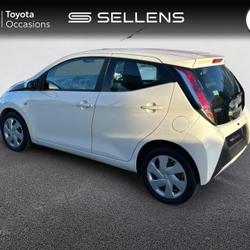 Toyota Aygo 1.0 VVT-i 69ch x-play 5p Fr&eacute;jus