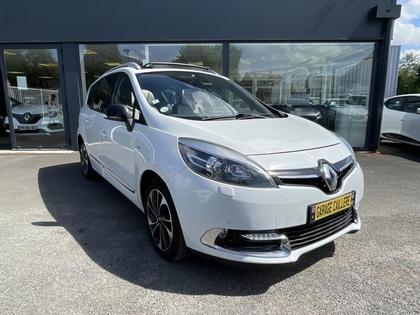Renault Grand Scenic - 1.5 dCi 110ch Bose EDC Euro6 7 places 2015 - 9 990 €