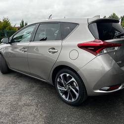 Toyota Auris HSD 136H DYNAMIC D&eacute;mouville