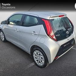Toyota Aygo 1.0 VVT-i 72ch x-play x-app 5p MC18 Sabl&eacute;-sur-Sarthe