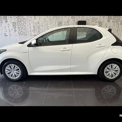 Toyota Yaris Yaris Hybride 116h Dynamic Business + Stage Hybrid Academy Saint-Maximin