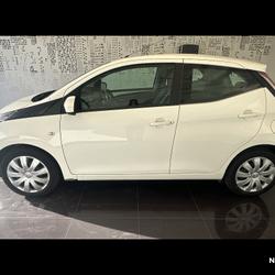 Toyota Aygo Aygo 1.0 VVT-i x-play Saint-Maximin