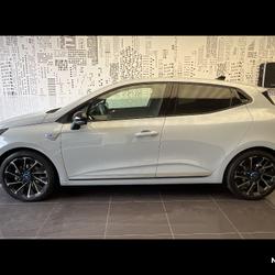 Renault Clio 5 Clio E-Tech full hybrid 145 ch GSR2 Esprit Alpine Saint-Maximin