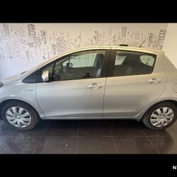 Toyota Yaris Yaris Hybride Pro 100h France Business Saint-Maximin