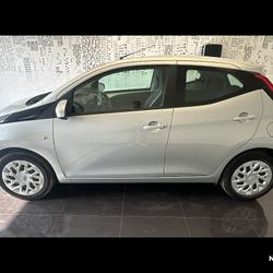 Toyota Aygo Aygo 1.0 VVT-i x-play Saint-Maximin
